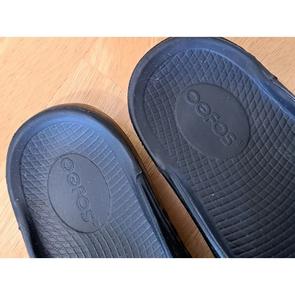 OOFOS Sport Recovery Luxe Sandals Flip Flops Comfort Metallic Blue Womens Sz 10